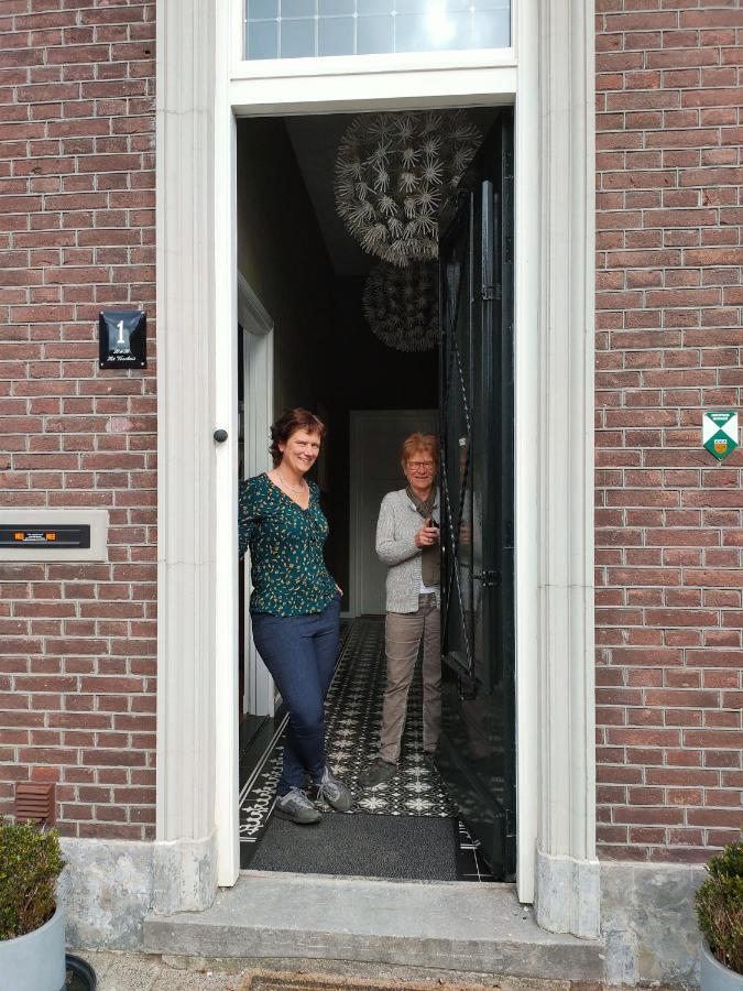 Familie- En Groepsverblijf Het Voorhuis Loon op Zand Exterior photo